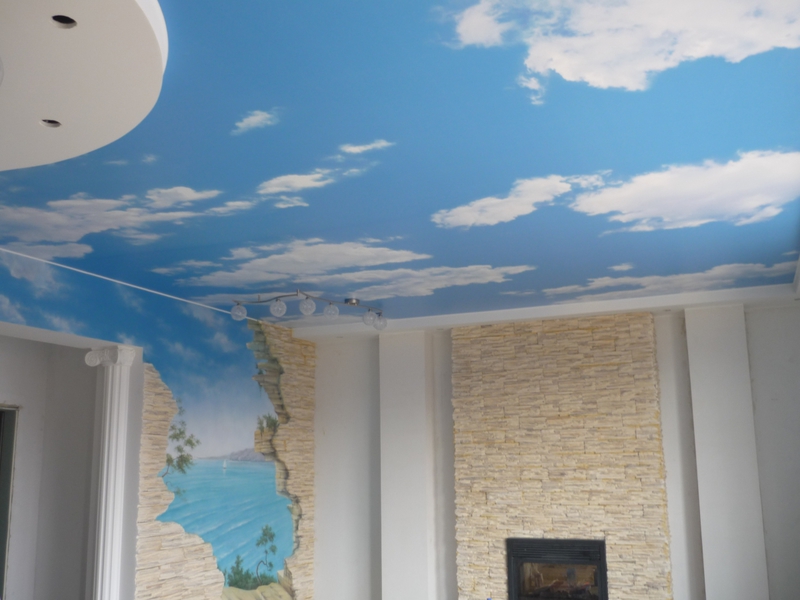 Тканевый натяжной потолок с изображением неба