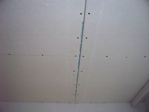 Подготовка потолка из гипсокартона 