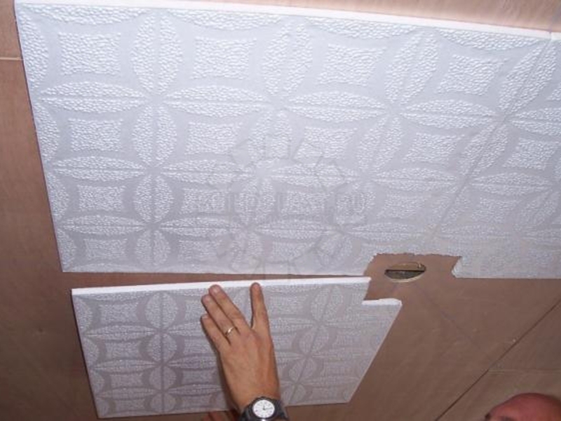 Технология монтажа потолочной плитки