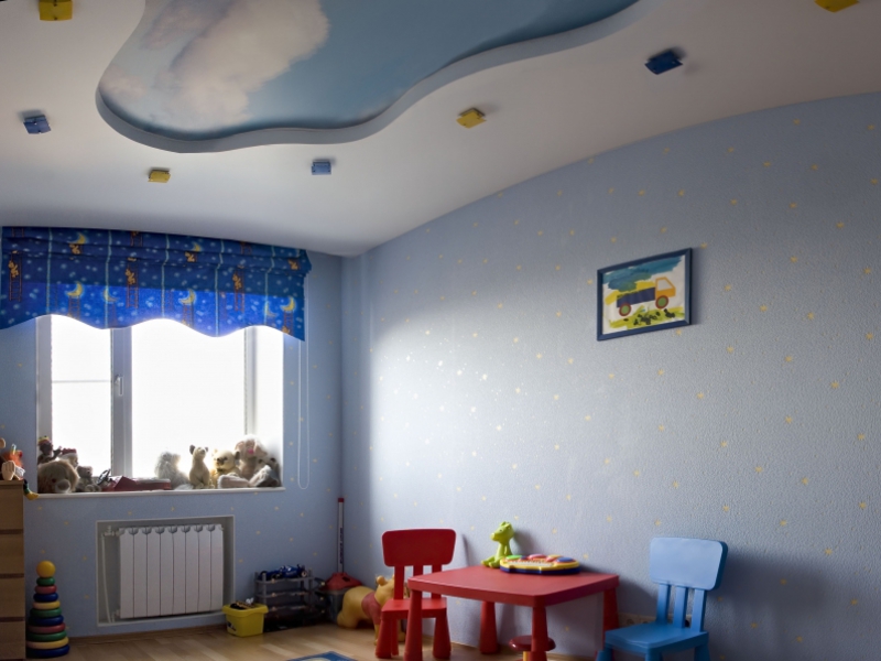 Разновидности гипсокартонных потолков для детской комнаты