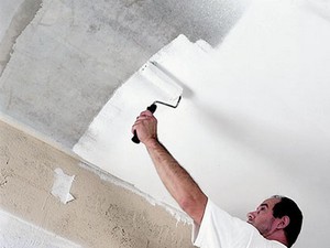 Как покрасить потолок своми руками