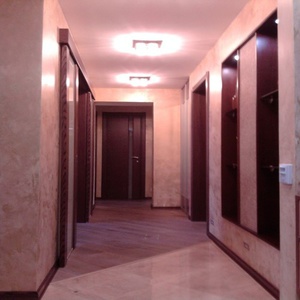 Осветительные приборы в коридоре